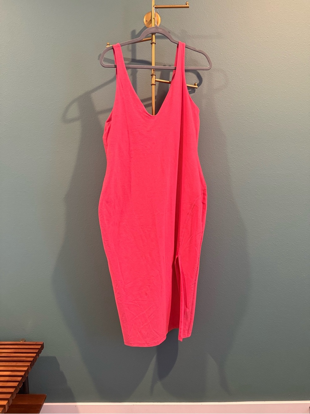 Beyond Yoga Coral Midi V-Neck Bodycon Dress